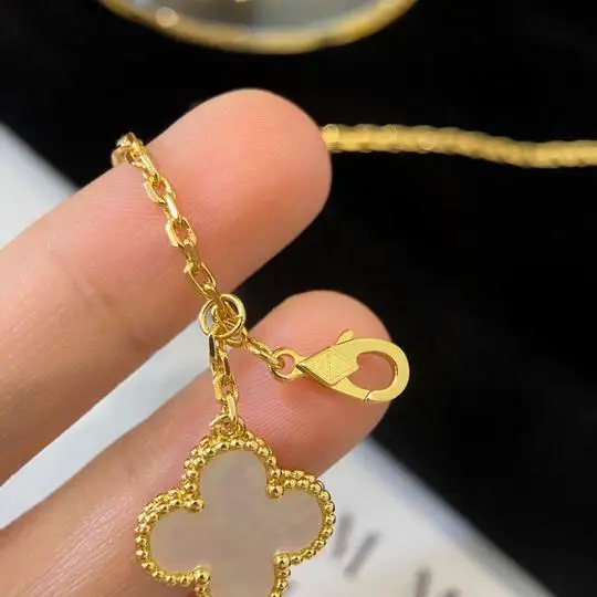 Van Cleef & Arpels necklace lyh01 (8)